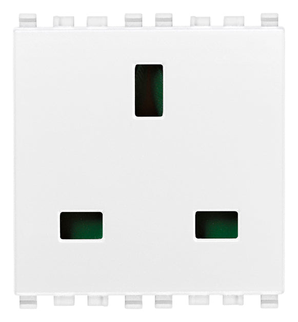 Vimar Socket 2P+E 13A