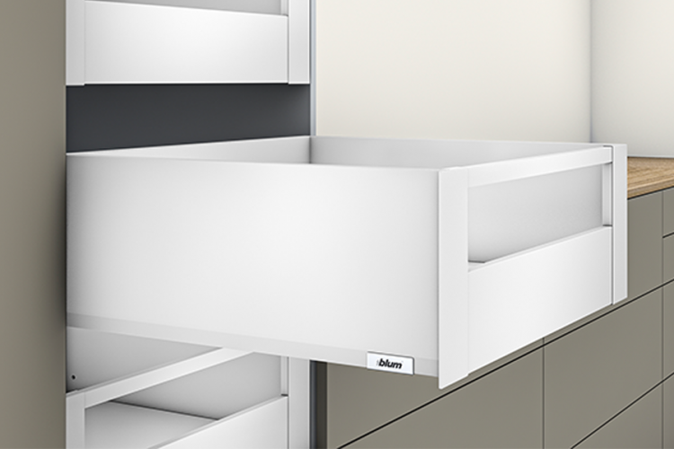 Blum Space Tower (Merivobox i6)