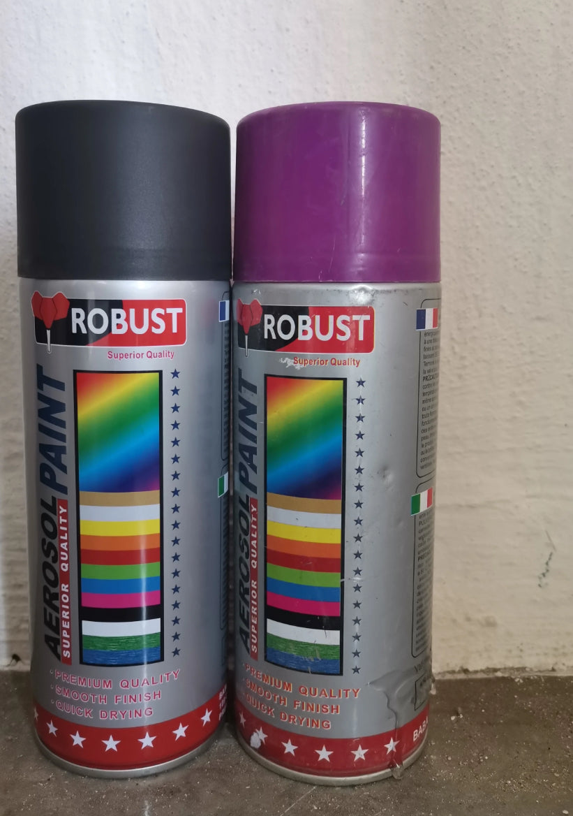 Spray paint black matt robusty