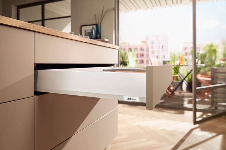 Blum Merivobox S1